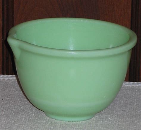 Vintage Jadeite Green Mixing Bowl With Spout 6 12 Antique Price Guide Details Page