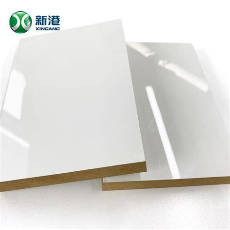 China Customized Wood Grain Laminated Faced Melamine Marine Plywood 3mm