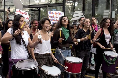 Campaña ÚNETE para poner fin a la violencia contra las mujeres