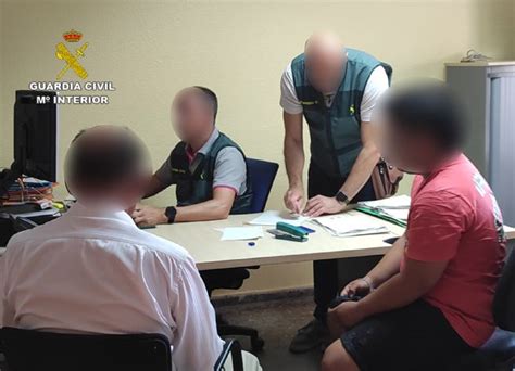 La Guardia Civil Desarticula Un Grupo Criminal Dedicado A Extorsionar A Través De Redes Sociales