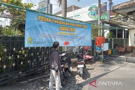 Disnaker Kota Medan Berikan Tujuh Nomor Layanan Pengaduan THR ANTARA