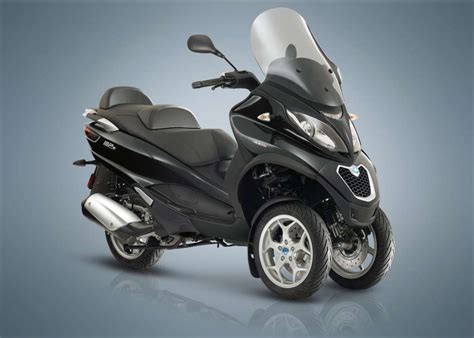 Piaggio Mp Business Lt Abs Asr Review Total Motorcycle