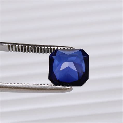 Natürlich Blauer Saphir Strahlender Form 5 85 Karat Diamant Certified