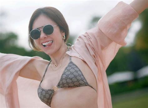Potret Wulan Guritno Pamer Bra Abu Abu Dan Kulit Mulus Gak Heran Dapat Predikat Hot Mom
