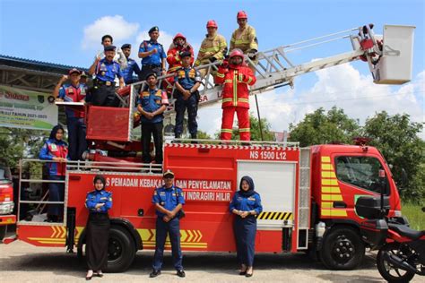 Lima Kisah Unik Pasukan Pemadam Kebakaran