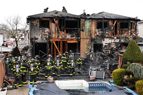 Exclusive Seriously Injured Fdny Firefighters Sue Nyc For 80m Over