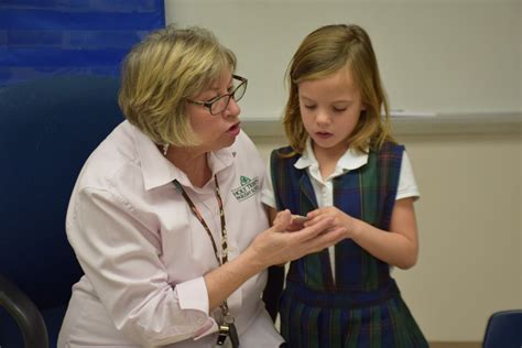 Home Holy Trinity Catholic School