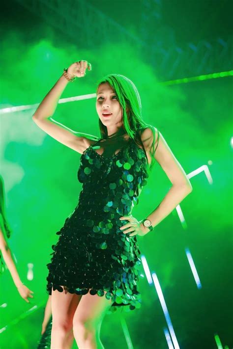 Hot girl chuyển giới Trâm Anh lột xác ngỡ ngàng sau năm ra tù