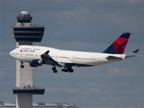 A Delta Flight To Los Angeles Was Diverted After A Drunken Passenger Assaulted A Flight