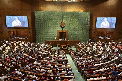 Monsoon Session संसद के मानसून सत्र से पहले केंद्र सरकार ने बुलाई