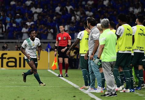 Palmeiras Chega Ao T Tulo E Aumenta Vantagem Como Maior Campe O