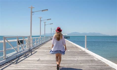 Townsville To Magnetic Island Return Ferry Transfer Mariners North