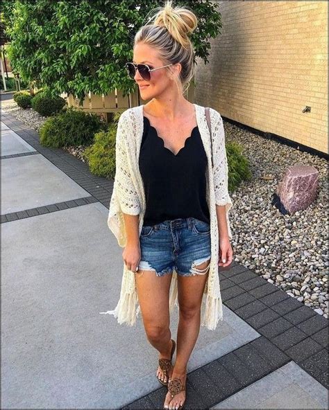 46 Pretty Summer Outfits Ideas That You Must Try Nowaday