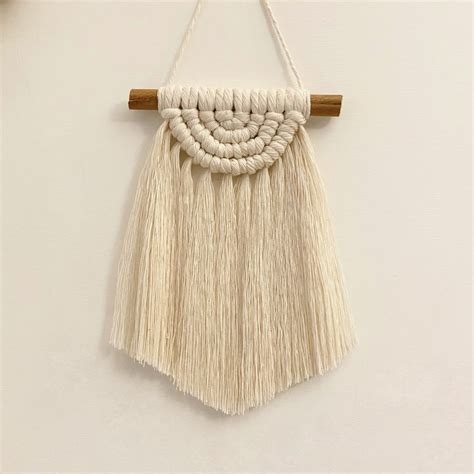 Macrame 半圓形小型編織肉桂捲壁掛 吊飾 Yuga編織｜擺飾家飾品人氣榜 Pinkoi