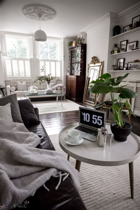 20 Best Small Apartment Living Room Decor and Design Ideas for 2020