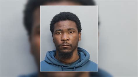 Man Accused Of Looking Under Stall In Women’s Restroom At Miami Dade College Nbc 6 South Florida