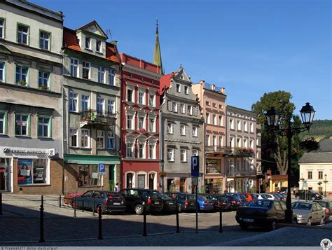 Pierzeja Po Udniowo Zachodnia Pl Rynek Nowa Ruda Zdj Cia