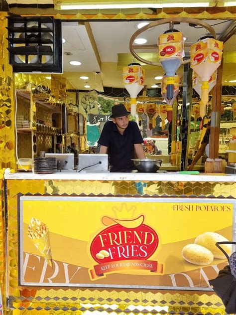 Friend Fries Makanan Viral Terbaru Di Bukit Bintang The Halal Xplorer