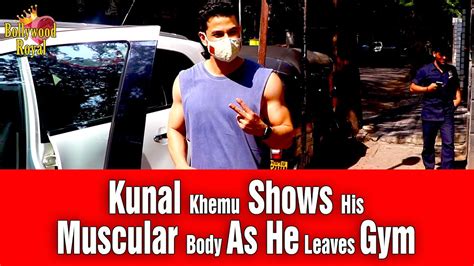 Kunal Khemu Shows His Muscular Body As He Leaves Gym Youtube