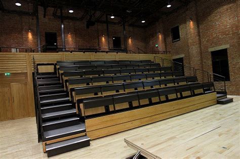 Seatway Tp Retractable Platforms By Hussey Seatway
