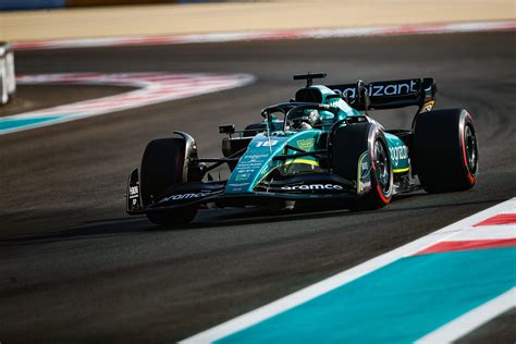 Alonso Ya Ilusiona Al Volante Del Aston Martin En Los Test De Abu Dabi