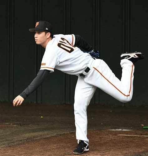 【巨人】高橋優貴が支配下復帰 21年11勝左腕「皆さんに恩返しをできるように」 東スポweb