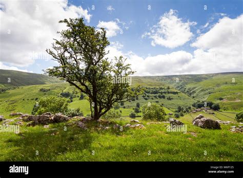 Hubberholme hi-res stock photography and images - Alamy