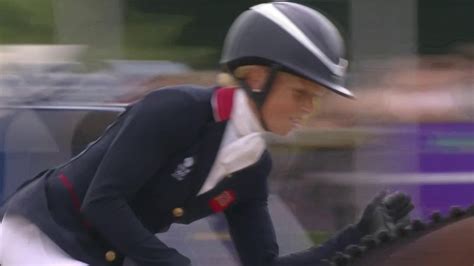 Video Saut D Obstacles Rosalind Canter En Or Et La Grande Bretagne