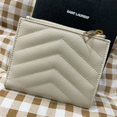 Saint Laurent Monogram粒面壓紋皮革兩摺錢包｜popchill 拍拍圈