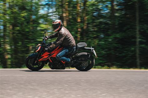 Hyper Naked Bike Vergleich Ktm Super Duke R