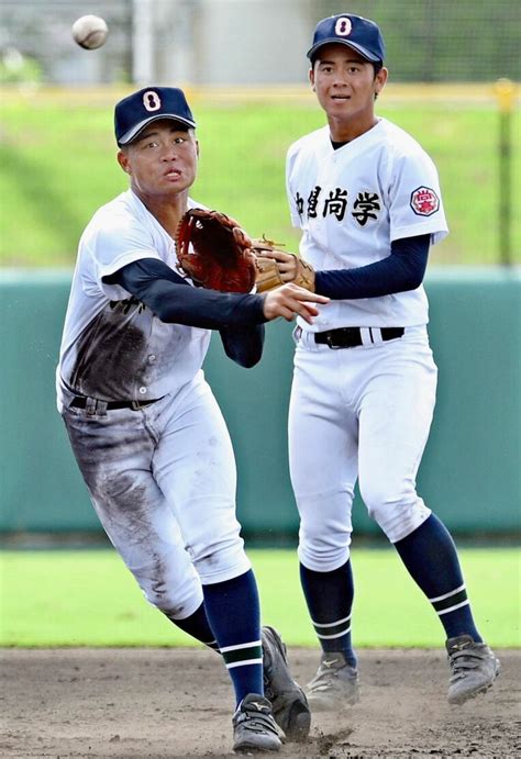 写真：沖尚17安打快勝 高校野球 第70回県秋季大会 （第4日） 沖縄タイムス＋プラス