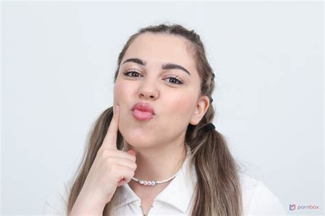 Jani Bell New Yo Teen Jani Bell Gets Fucked In Anal For The First Time ATM Deep