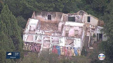 Vídeo Moradores reclamam do abandono em que se encontra o Parque