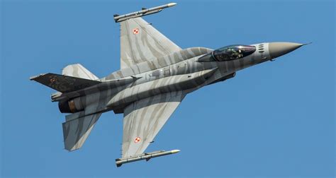 AIRSHOW NEWS: Polish Air Force F-16C 'Tiger' Demo Team 2020 | Airshow ...