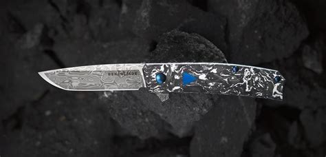 Benchmade Bugout vs Mini Bugout