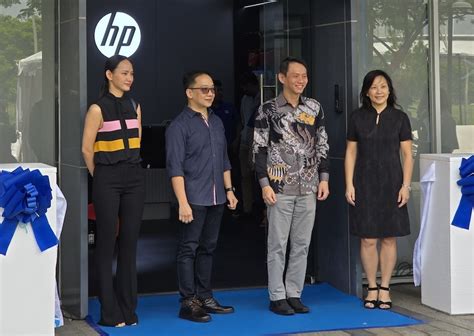 Id Hp Memperkenalkan Hp Care And Gaming Experience Center