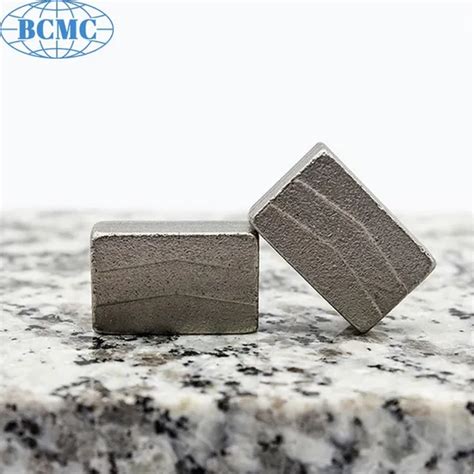 Lava Basalt Bcmc Segmented Blade Diamond Grinding Segments Stone