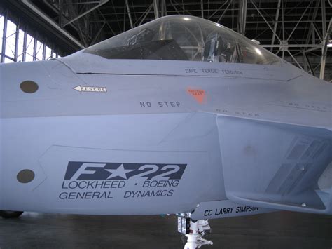 YF-22 Raptor Walk Around Page 1