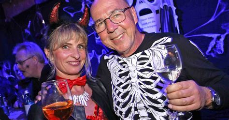 Halloween Party In Der Harmonie In Bonn Bilder