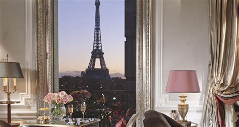 Hôtel Plaza Athénée - Falstaff TRAVEL