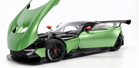 PHOTO GALLERY: AUTOart Aston Martin Vulcan • DiecastSociety.com