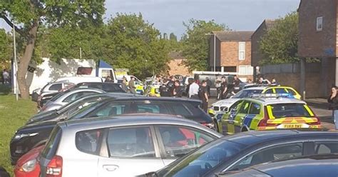 Police descend on Basildon after pursuit sees 'petrol thrown over officers' - Essex Live