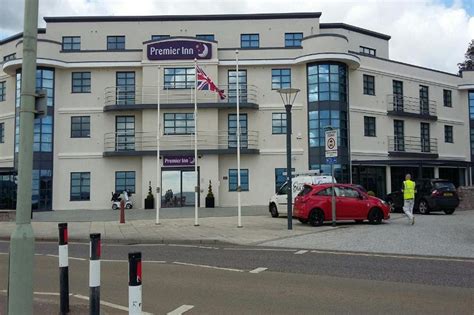 PREMIER INN EXMOUTH SEAFRONT | ⋆⋆ | UNITED KINGDOM | SEASON DEALS FROM £157