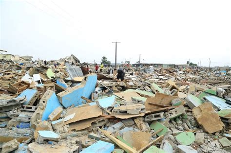 Yopougon D Guerpissement Des Habitants Du Quartier De Gesco Abidjan