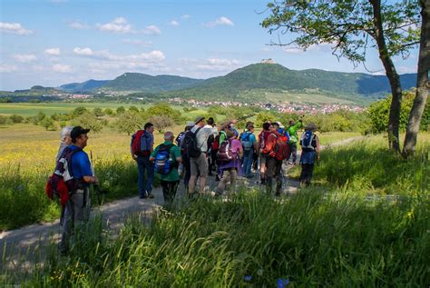 Mit Den Wanderexpert Innen Des Schw Bischen Albvereins Unterwegs