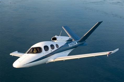 Private Jets Cirrus Vision Sf50 G2 ⋆ Beverly Hills Magazine