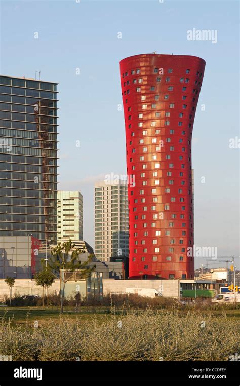 Porta Fira Towers Toyo Ito B720 Arquitectos Barcelona Spain 2010 Hotel Office Building Evening