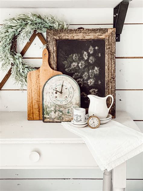 Farmhouse Cottage Decorating With Clocks Inspiration Ideas Country