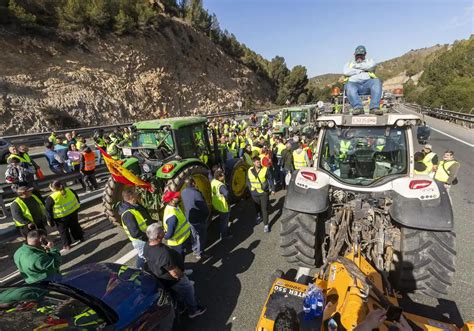 Por qué están en huelga los agricultores Las 12 reivindicaciones por