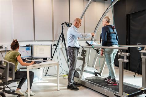 Gait Analysis Using An Instrumented Treadmill Faculty Of Medicine